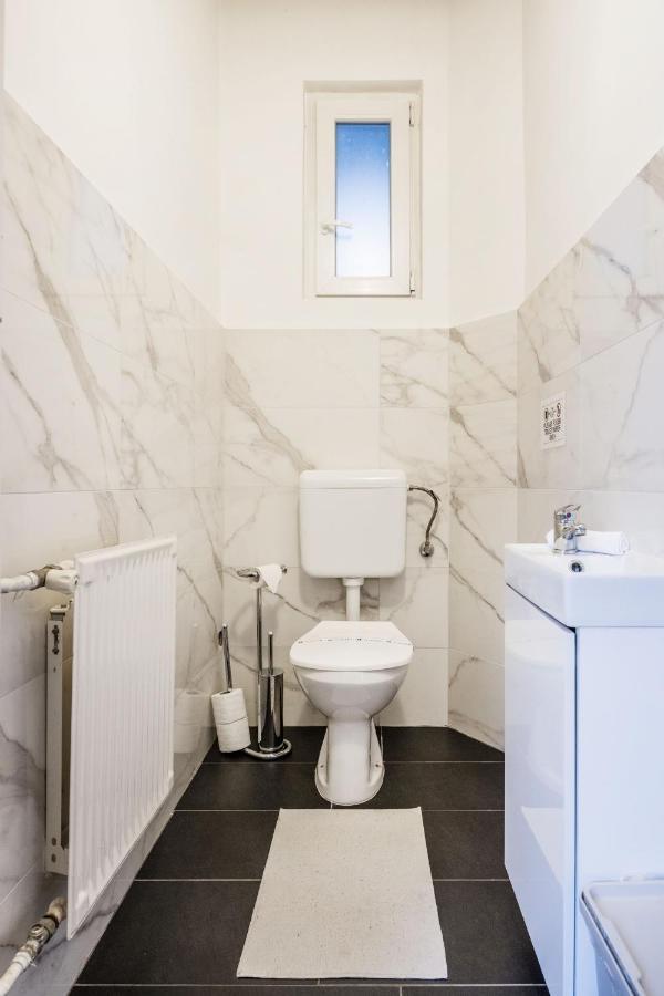 Downtown Circus Apartment Budapeszt Zewnętrze zdjęcie